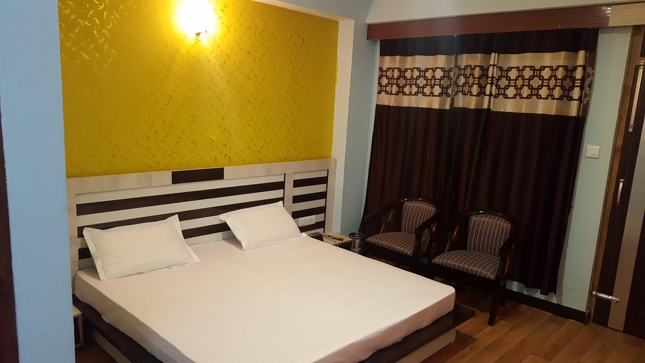 The Shyam Regency Hotel Narkanda Buitenkant foto