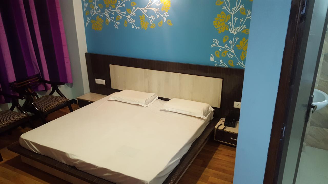 The Shyam Regency Hotel Narkanda Buitenkant foto